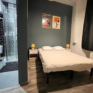 Du Globe Hostel Parijs