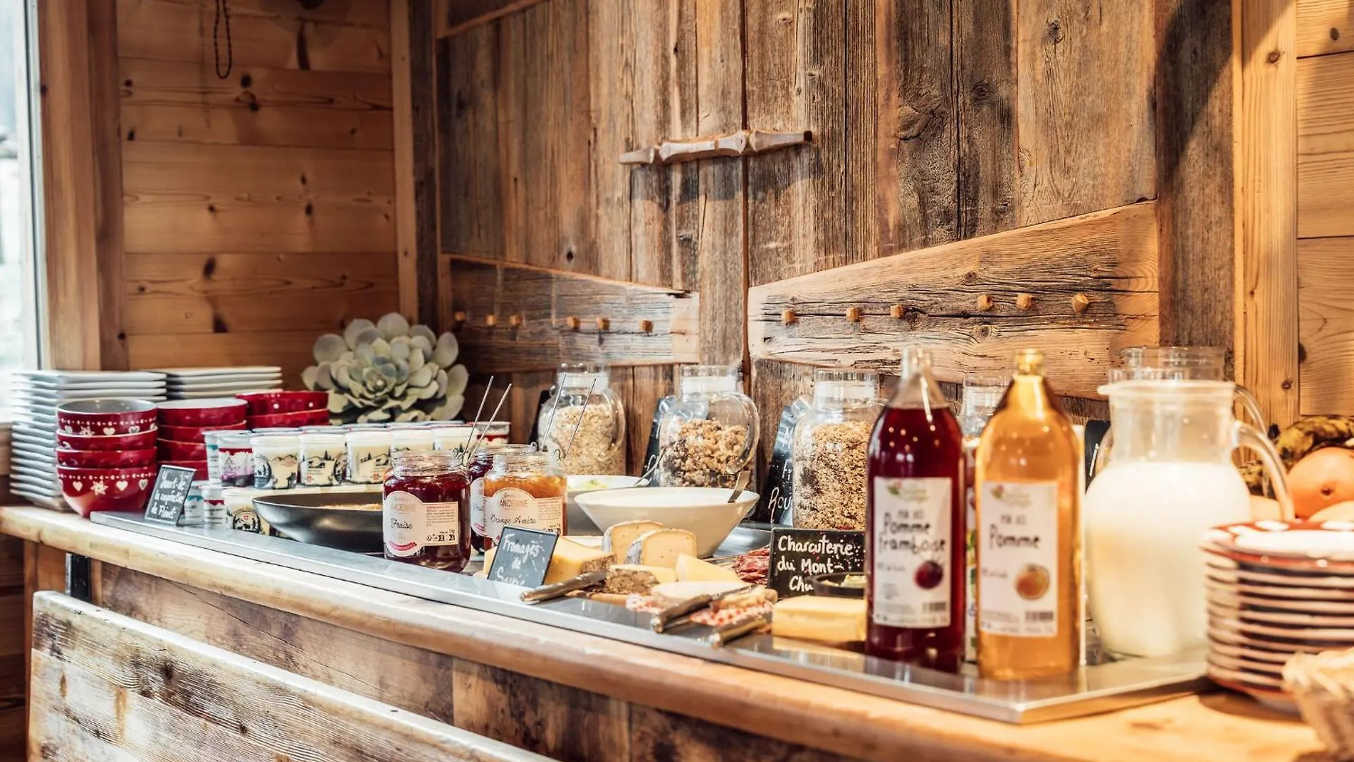 Chalet Hotel Du Mont-Charvin & Spa Crest-Voland